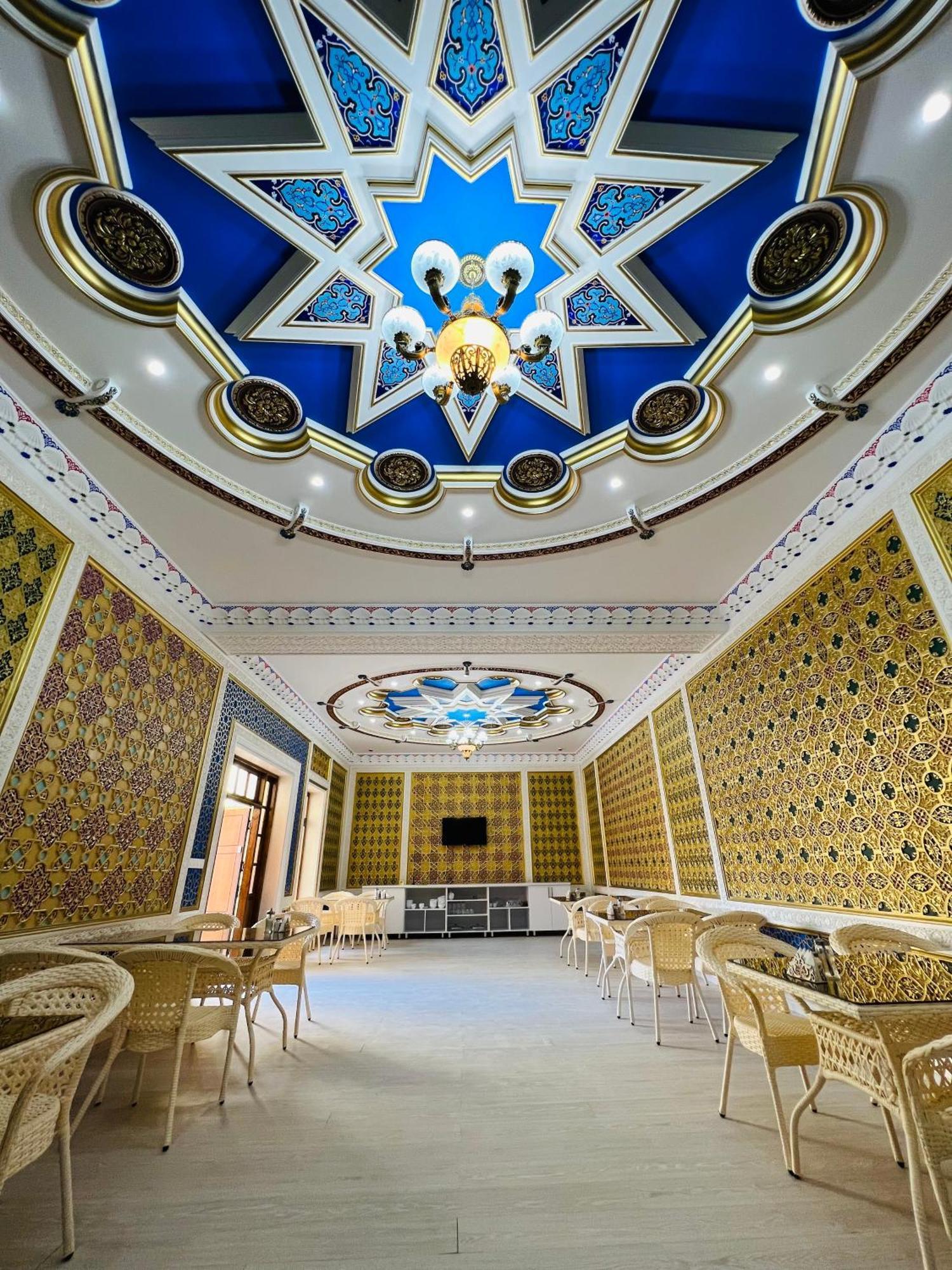 Lola Boutique Hotel Бухара Екстериор снимка