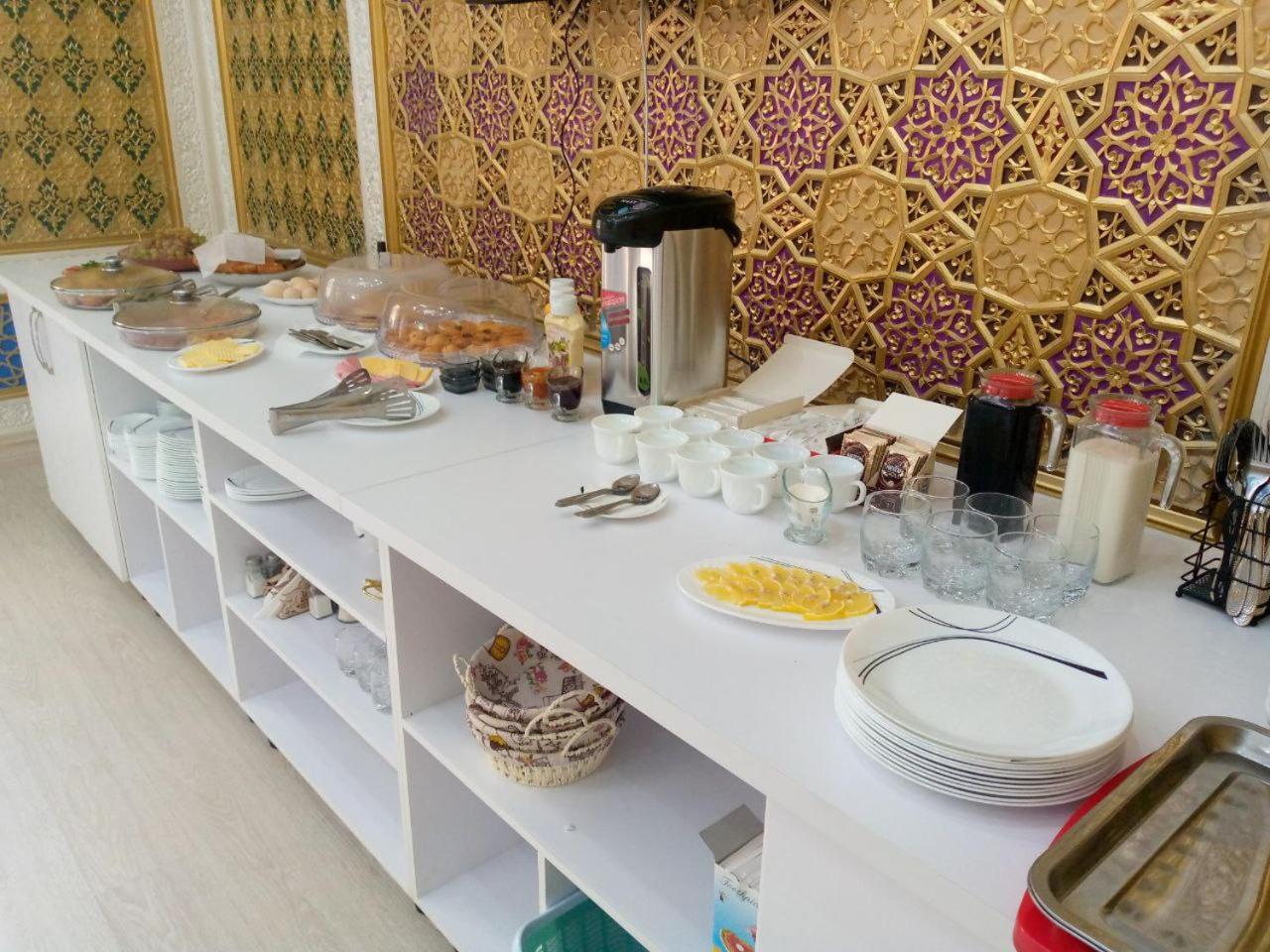 Lola Boutique Hotel Бухара Екстериор снимка